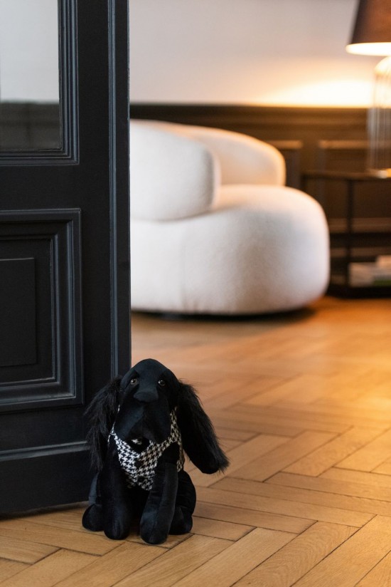 J Line Ferma Porta Cane Pied De Poule Poliestere Nero Bianco Cuña Para Puerta Perro Pied De Poule Poliéster Negro Blanco.