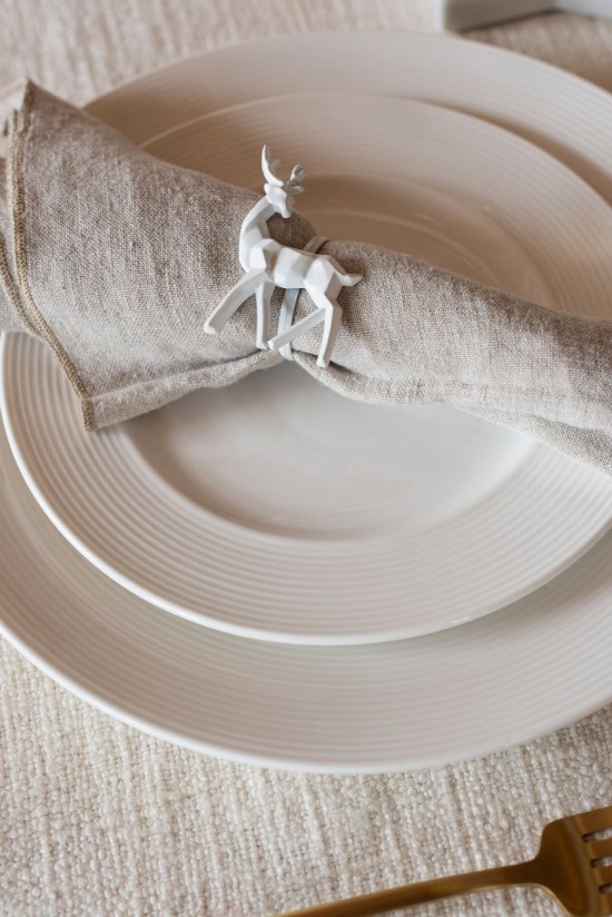 J Line Scatola Di 4 Portatovagliolo Renna Ferro Bianco Caja De 4 Servilletero Reno Plancha Blanco.