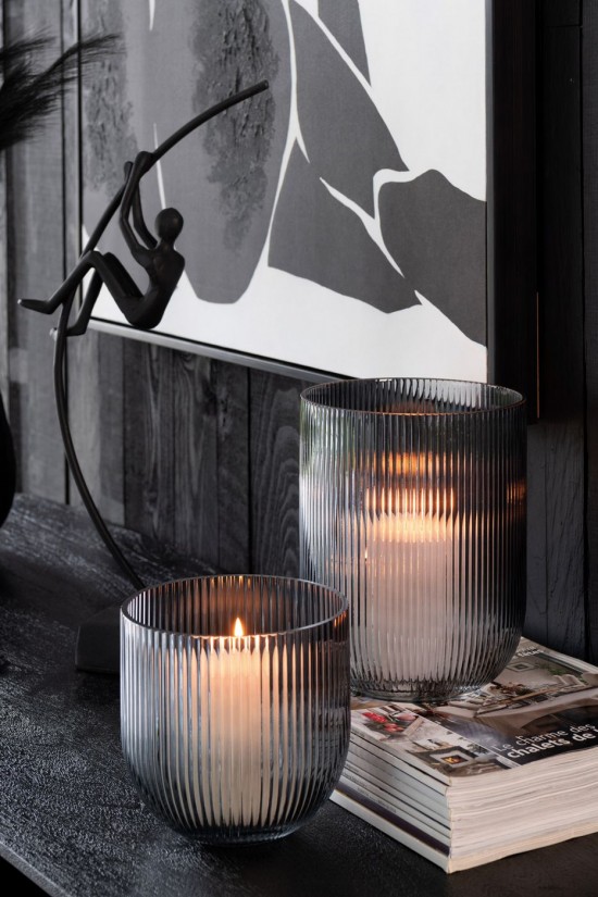 J Line Vaso Rigato Vetro Nero Small Jarrón Forrado Vidrio Negro Small.