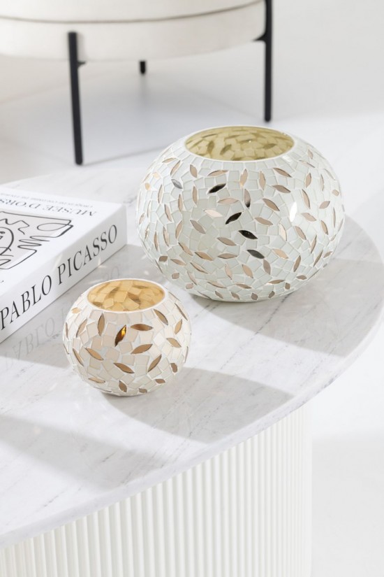 J Line Candeliere Palla Mosaico Vetro Avorio Argento Small Candelabro Bola Mosaico Vidrio Blanco Roto Plata Small.