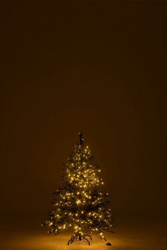 J Line arbres sapins de noel sur pied Jolipa Sapin De Noël 600 Led Plastique Vert Foncé Small.