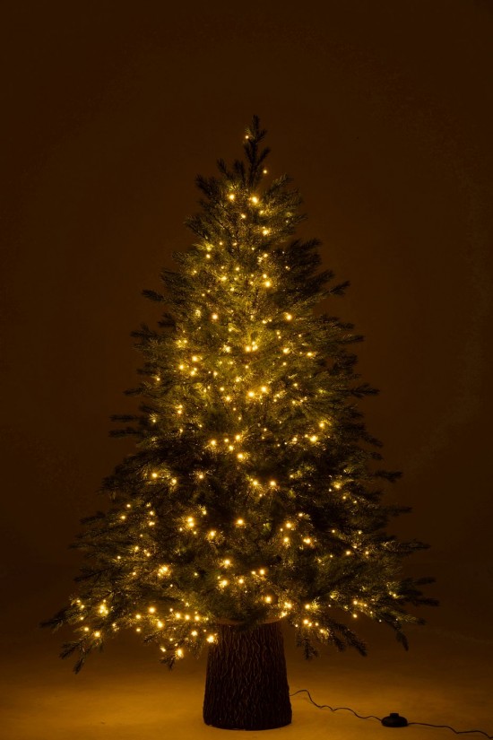 J Line arbres sapins de noel sur pied Jolipa Sapin De Noël 600 Led Socle En Bois Plastique Vert Foncé.