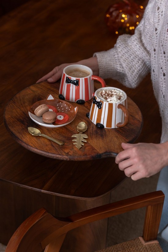 J Line Scatola Di 4 Cucchiaio Foglie Acciaio Inossidabile Oro Caja De 4 Cuchara Hojas Acero Inoxidable Dorado.