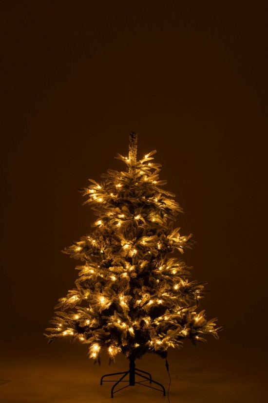 J Line arbres sapins de noel sur pied Jolipa Sapin De Noël 270 Led Enneigé Plastique Vert Foncé Blanc Medium.