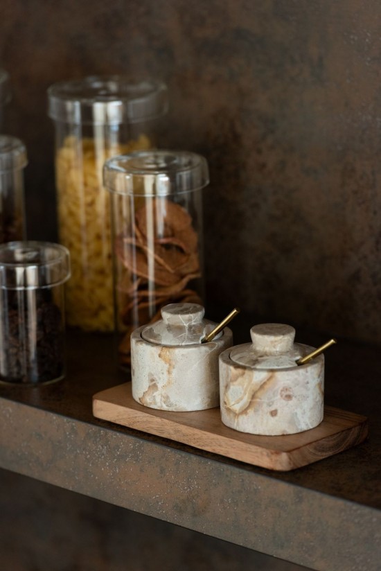 J Line Set Di Spezie Marmo Naturale Beige Juego De Condimentos Mármol Natural Beige.