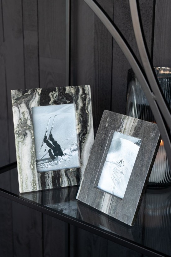 J Line Portafoto Marmo Nero Grigio Chiaro Large Portarretratos Mármol Negro Gris Claro Large.