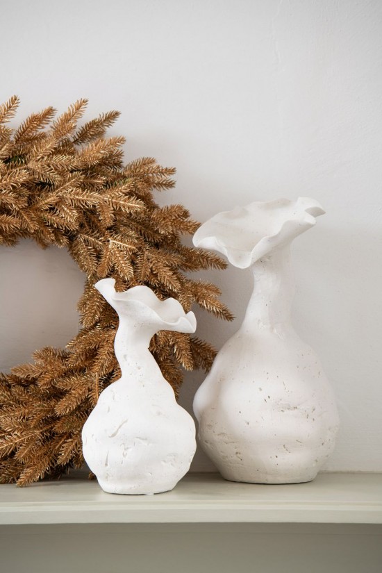 J Line Corona Plastica Oro Medium Guirnalda Plástico Dorado Medium.