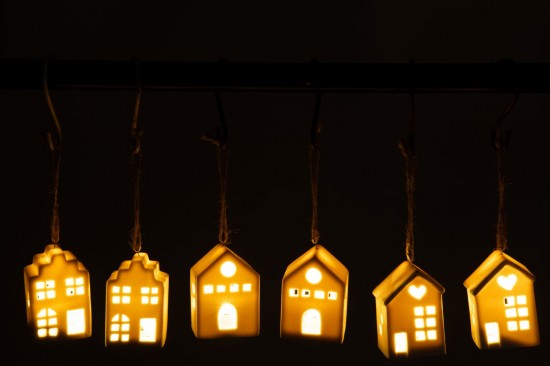 J Line pendeloques Jolipa Suspension Led Maison Argile Blanc Assortiment De 6.