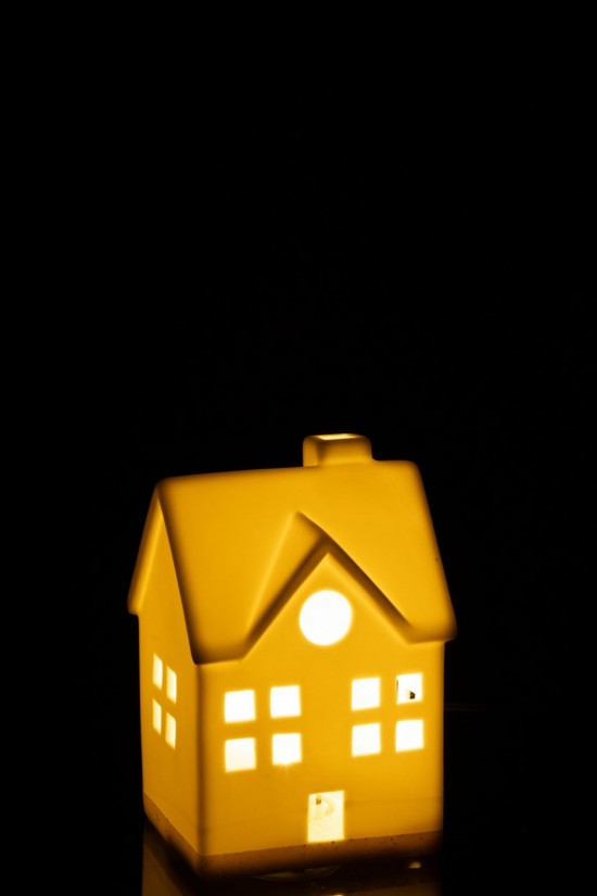 J Line hivers Jolipa Maison Led 2 Fenêtres Argile Blanc.