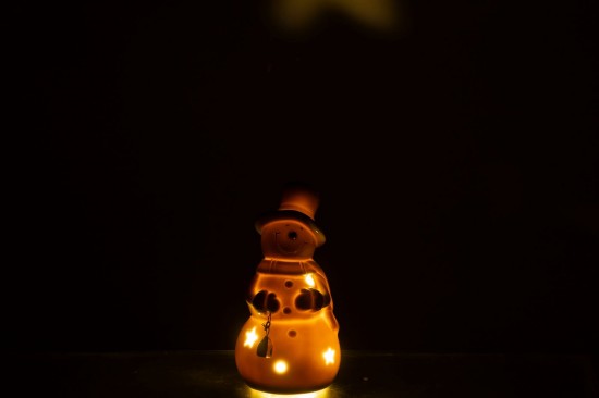 J Line hivers Jolipa Bonhomme De Neige Led Porcelaine Écru Small.