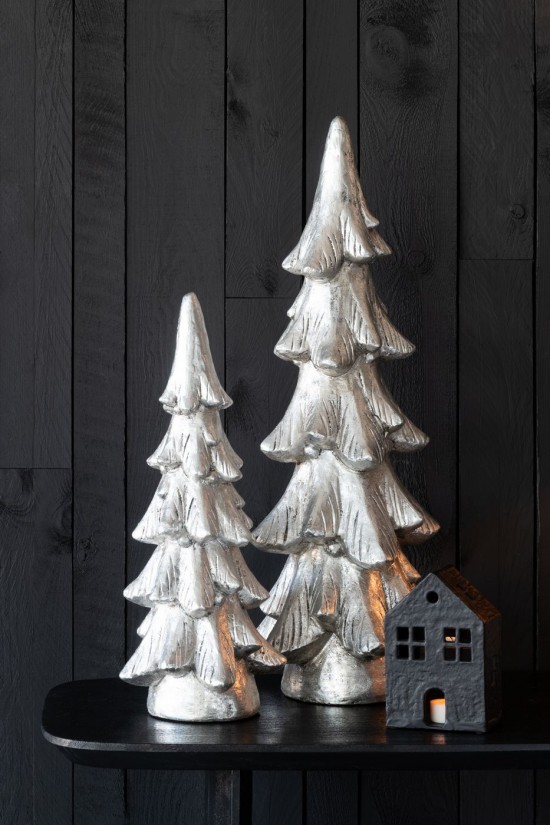 J Line Albero Di Natale Su Piede Magnesio Argento Large Árbol De Navidad En La Base Magnesio Plata Large.