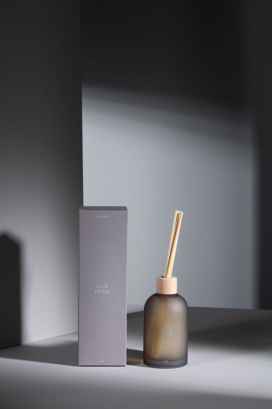 J Line Profumo D Ambiente Accords Essentiels Cuir Desir 250Ml Difusor Carrizo Accords Essentiels Cuir Desir 250Ml.