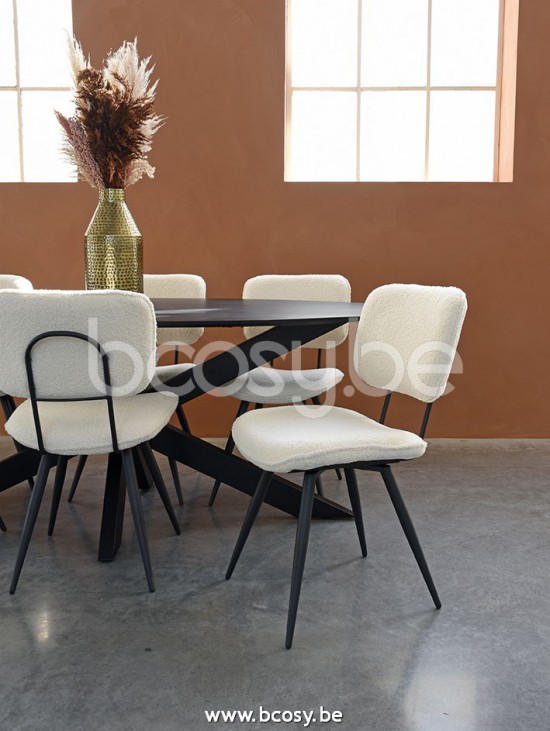 LABEL 51 Dining room tables Zion Black.