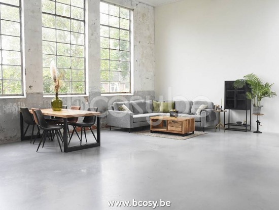 LABEL 51 Schaukasten Level Schwarz.