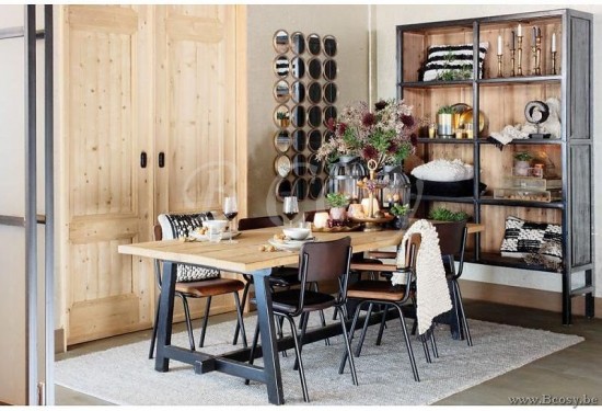 Lifestyle SCHOOLCHAIR WITH ARMS SCHOOLCHAIR WITH ARMS LIGHT BROWN Lifestyle94 SCHOOLSTOEL MET ARMEN SCHOOLCHAIR WITH ARMS LICHT BRUIN