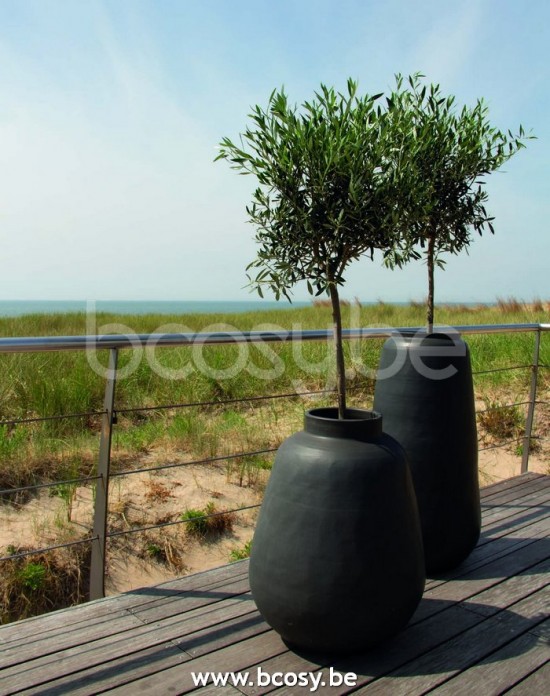 Lifestyle94 Home collection ZOAN VASE BLACK