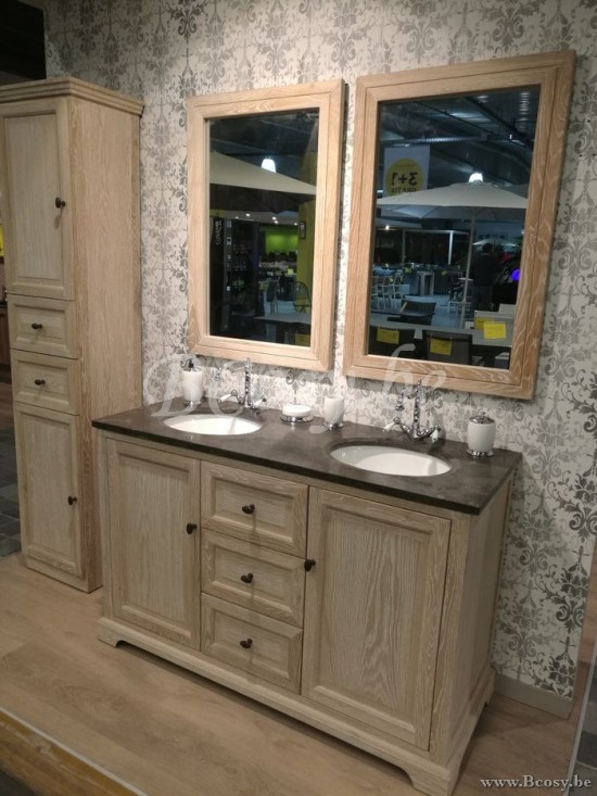 EIKEN BADKAMERMEUBEL LANDELIJK