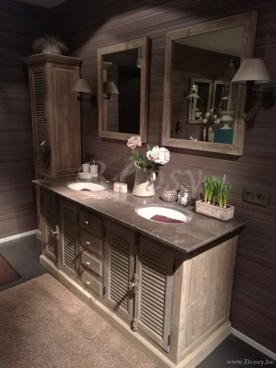 Cupboard left door