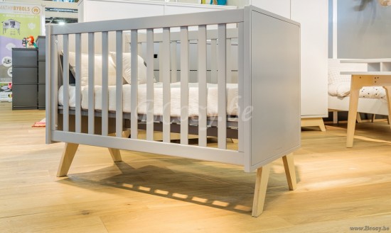 MathyByBols Mathy By Bols Madavin Babybed Ledikant Met Poten In Berk Multiplex 125