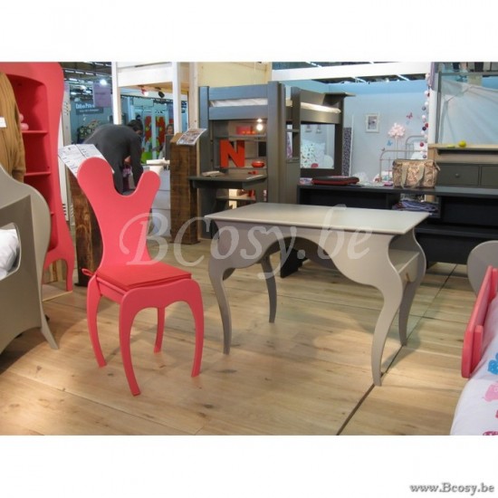 MathyByBols Mathy By Bols chaise