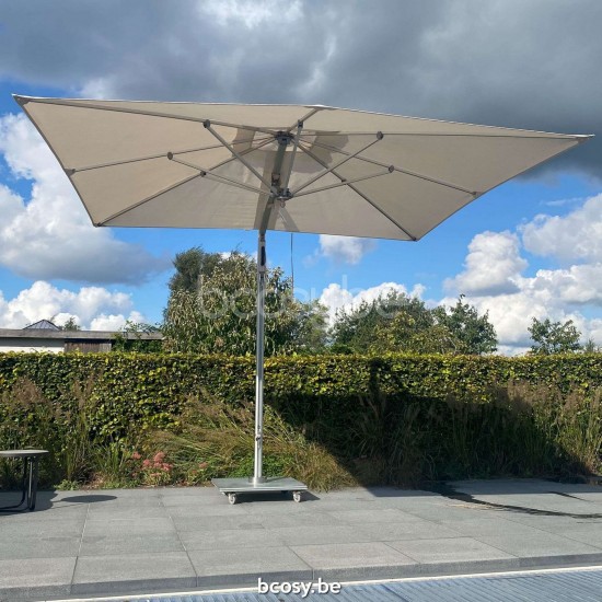 TUUCI Cantilever free pole Aluminium Umbrellas.