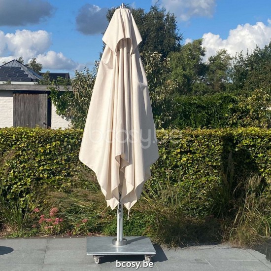 Tuuci Bay Master M1 Cantilever Classic Zweefparasol 300X300Cm.