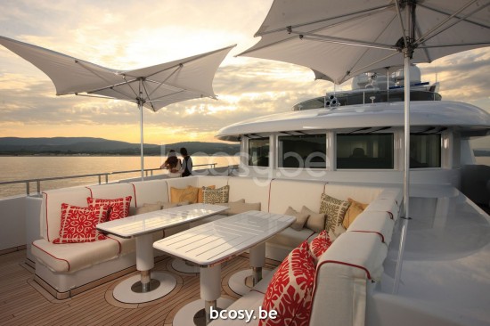 TUUCI centrale mast paal aluminium parasols.