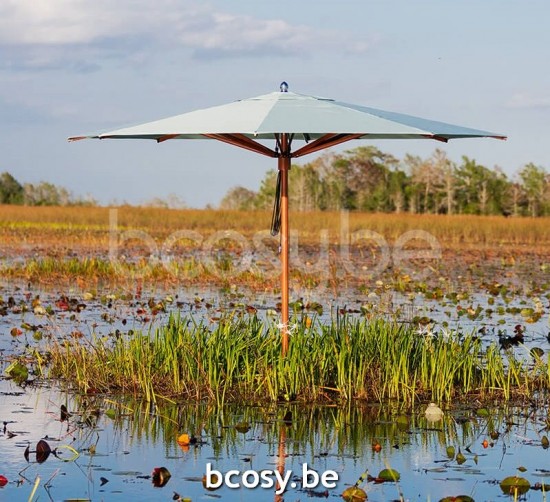 TUUCI Parasols droits à mât central en aluminium.