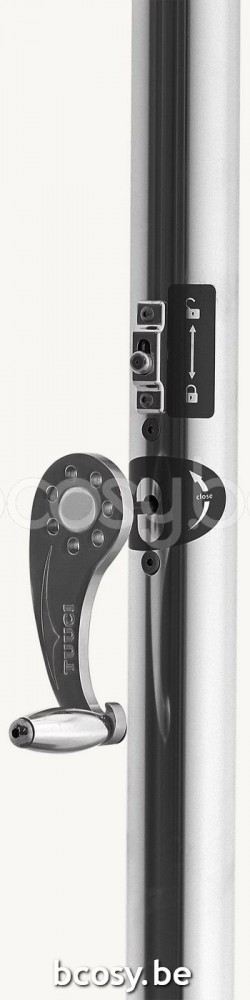 TUUCI Parasols droits à mât central en aluminium.