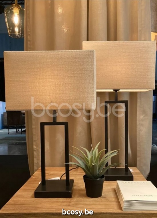 Marckdael tafellamp Veneto Marckdael VENETO-TFL-LARGE-BLACK-MILANO-40-MINOZZI-01 Contemporal zwart tafellamp H 50cm VVD VDV Verlichting van .