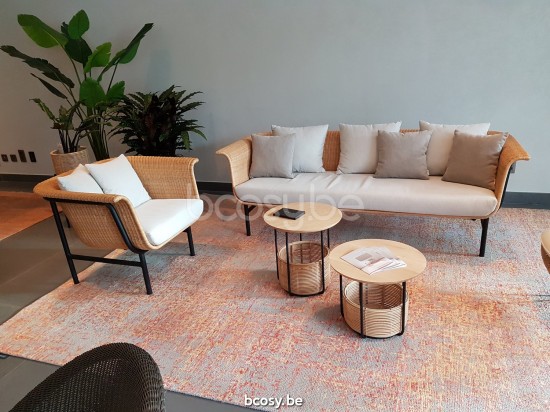 Vincent Sheppard Vivi beistelltische Rahmen aus Schwarz Stahl Medium Natürlich Rattan.