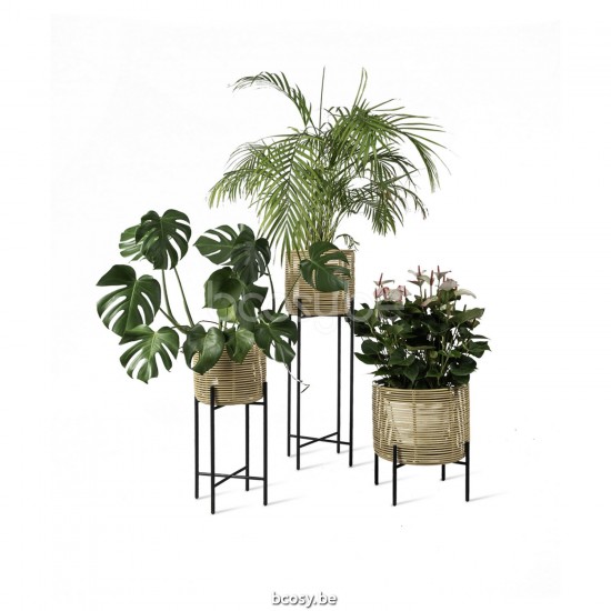 Vincent Sheppard Vivi Blumentopf Mittel Rahmen aus Schwarz Stahl Natürlich Rattan.