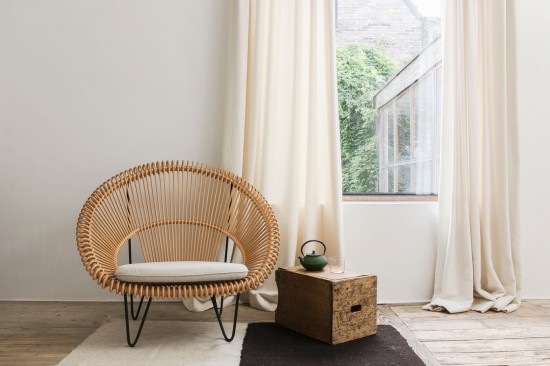 Vincent Sheppard Fauteuil Cruz Cocoon naturel Cruz Cocon cadre en Acier Revêtement en poudre noir Rotin Naturel.