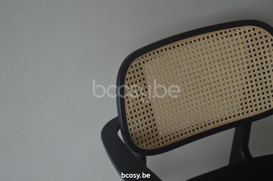 Vincent Sheppard Titus fauteuils avec accoudoirs cadre en Chêne Noir teinté Bouclé Noir.