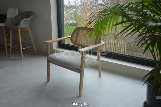 Vincent Sheppard Titus sessel couch Rahmen aus Naturfarbener Lack Eiche Lime Weiß Bouclé.