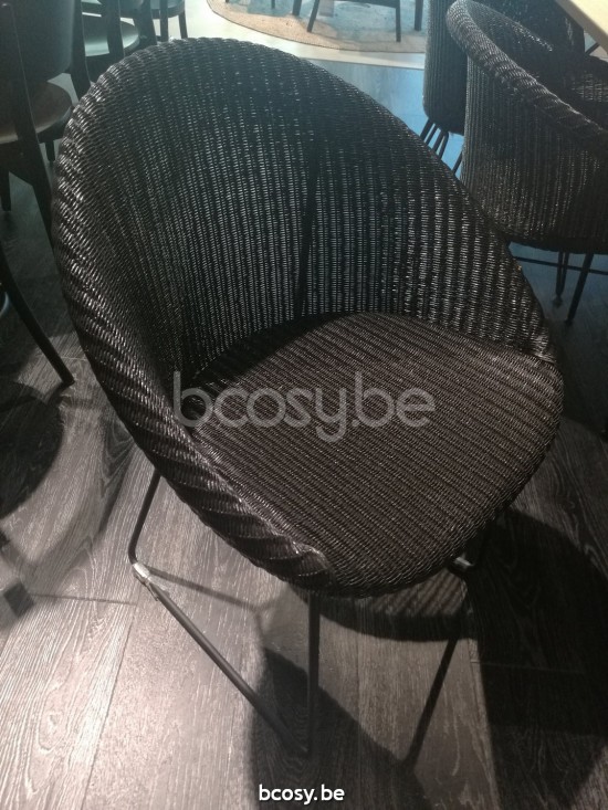 Vincent Sheppard Joe stoelen eetkamerstoelen eethoekstoelen eettafelstoelen eetstoelen Zwart Gepoedercoat Stalen slede frame 