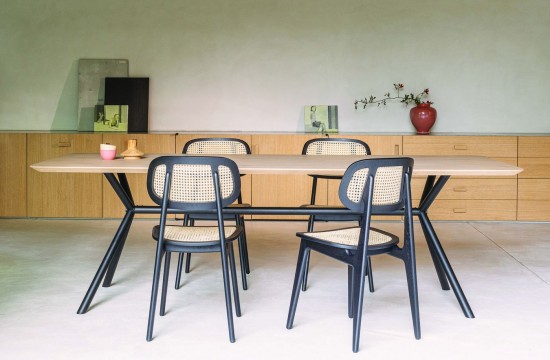 Vincent Sheppard Titus Stuhl schwarz Titus Stuhl Rahmen aus Schwarz gebeizt Eiche.