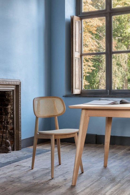 Vincent Sheppard Titus Chaise cadre en Chêne Vernis naturel.