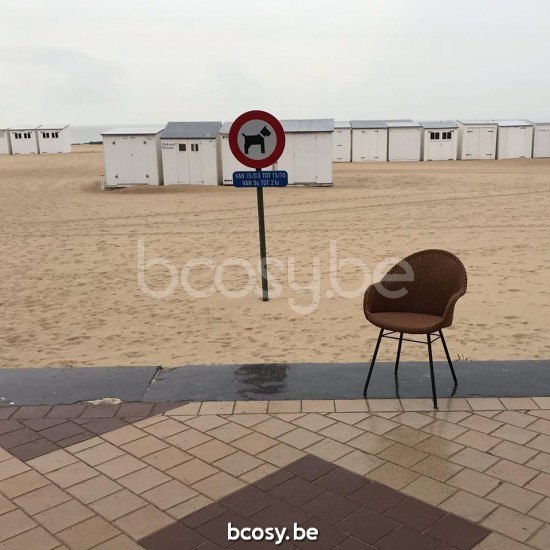 Vincent Sheppard Chaise Avril HB base A acier Avril Chaise de salle à manger avec dossier haut cadre en Acier A Revêtement en poudre noir Lloyd Loom Cuivre.