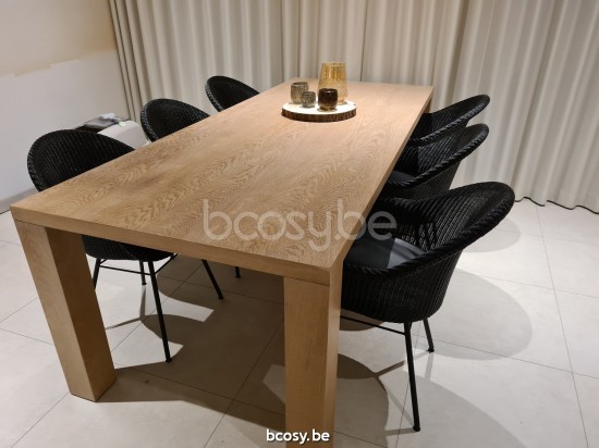 Vincent Sheppard Avril fauteuils chaises avec accoudoirs cadre en Acier A Revêtement en poudre noir Lloyd Loom Noir.