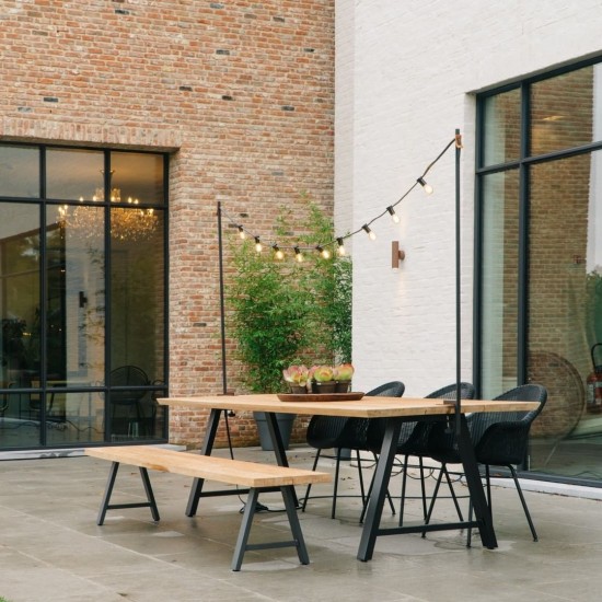 Vincent Sheppard Matteo Bank 265x40 Rahmen aus Schwarz Aluminium Tischplatte Unbehandelt Teakholz.