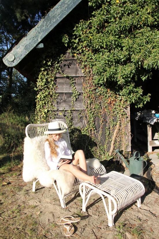 Vincent Sheppard Lucy Tuinpoefs Tuinbijzetpoefen Tuinhockers Tuinottomannen Tuinvoetbanken Tuinvoetbankjes Gebroken Wit Wicke