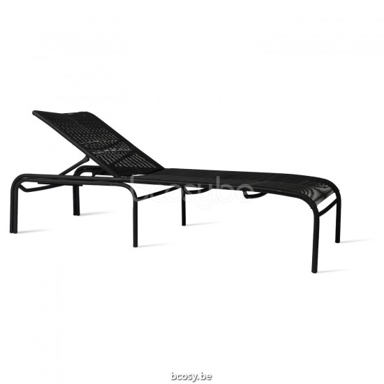 Vincent Sheppard Loop Ligstoel Zwart Aluminium frame Zwart Wicker Polyethyleen.