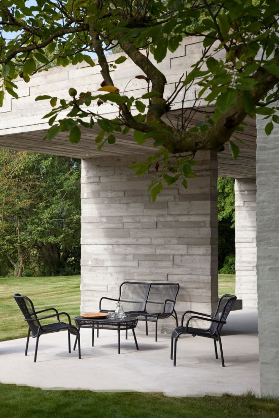 Vincent Sheppard Loop salons de jardin détente 1 place cadre en Aluminium Noir Tressage Noir Polyéthylène.