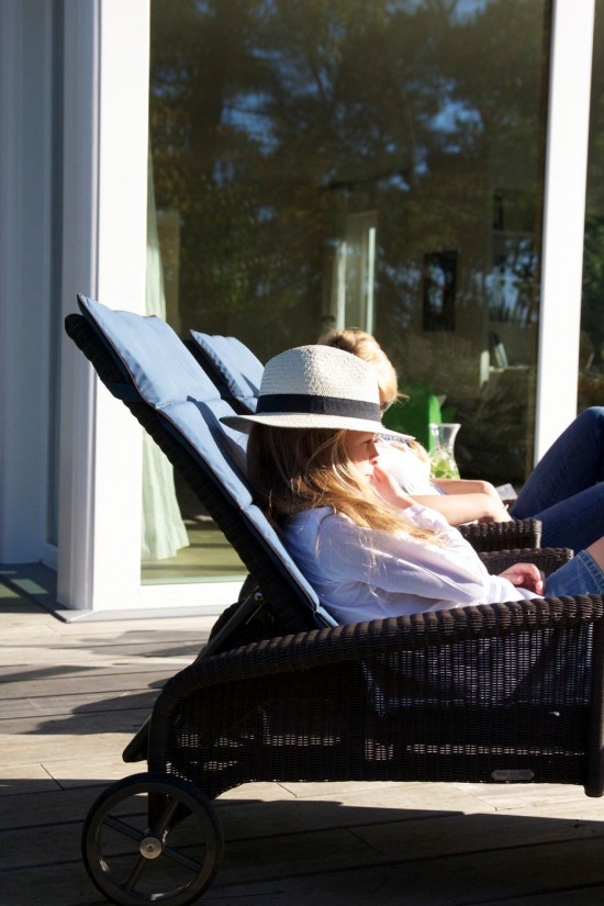 Vincent Sheppard Dovile Bain de soleil avec bras Lloyd Loom Oyster.