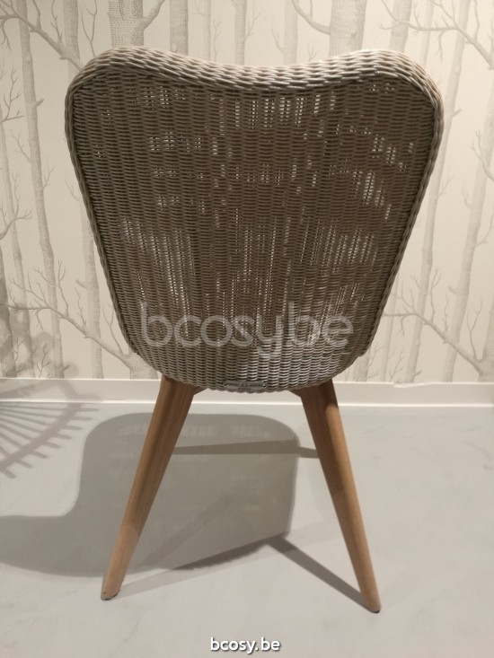 Vincent Sheppard Lena garden outdoor dining chairs Untreated Teak frame Old Lace Wicker Polyethylene.