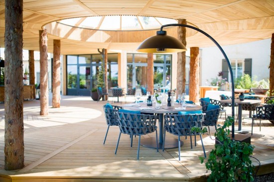 Vincent Sheppard Leo Stuhl Rahmen aus Lava Aluminium Lava Seil Acryl.