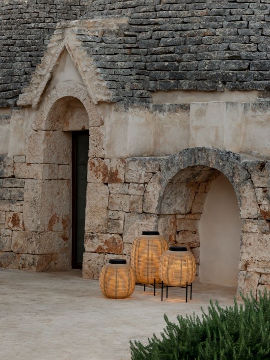 Vincent Sheppard Tika Lampadaires Lampes Raides Debouts Sur Pied De Sol Cordon en osier Chameau Polyéthylène.