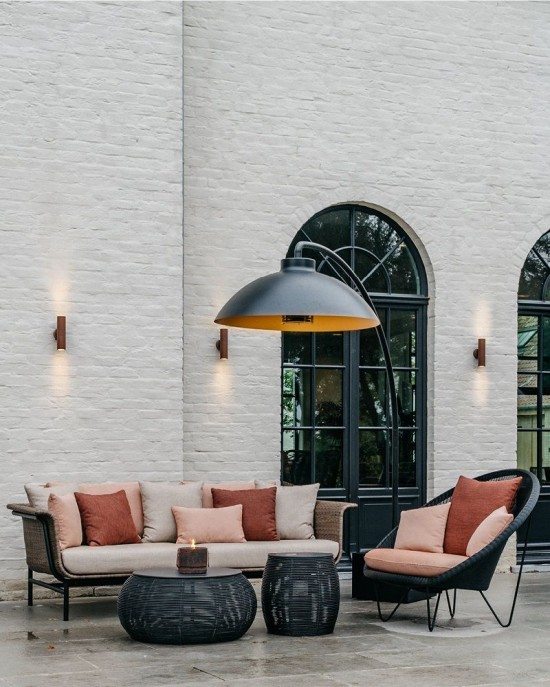 Vincent Sheppard Ivo Runder Beistelltisch Dia 44 Schwarz Flechtwerk Polyethylen Tischplatte Schwarz HPL.