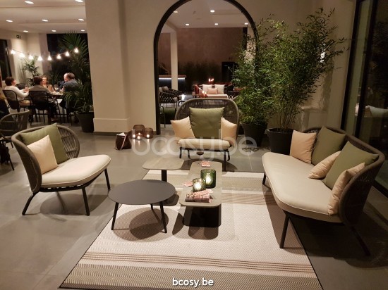 Vincent Sheppard Kodo Tables d'appoint de jardin cadre en Aluminium Gris fossile.